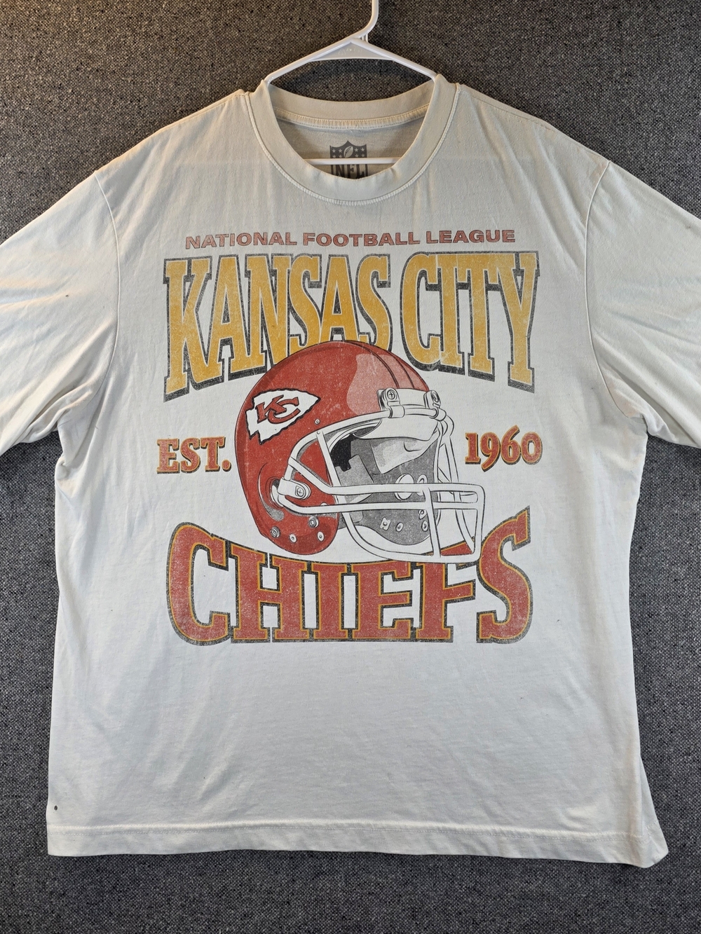Kansas City Chiefs NTD Apparel T-Shirt Men's XL Cream NFL Est 1960 Graphic